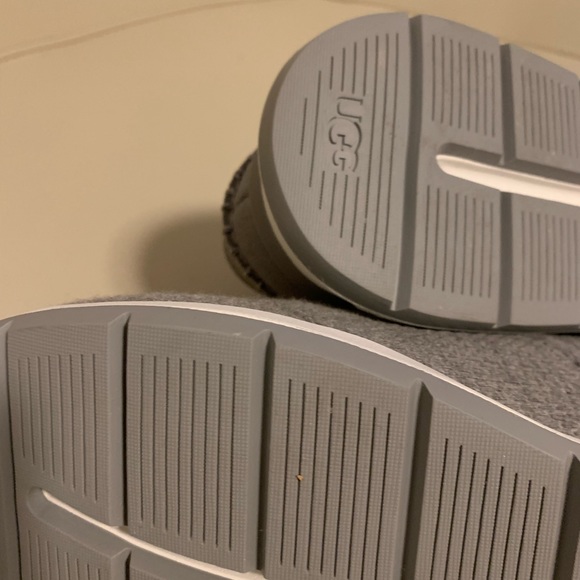 New UGG woman’s Adeline Jersey Knit Sneakers size 10 - Picture 10 of 16